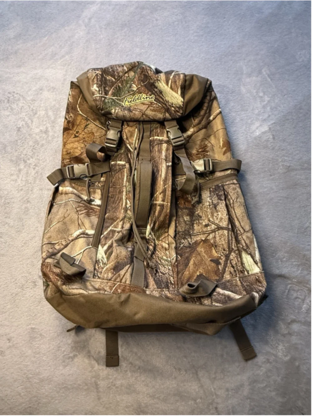 Vintage FIELDLINE Hunting Backpack Realtree Camo Large capacity